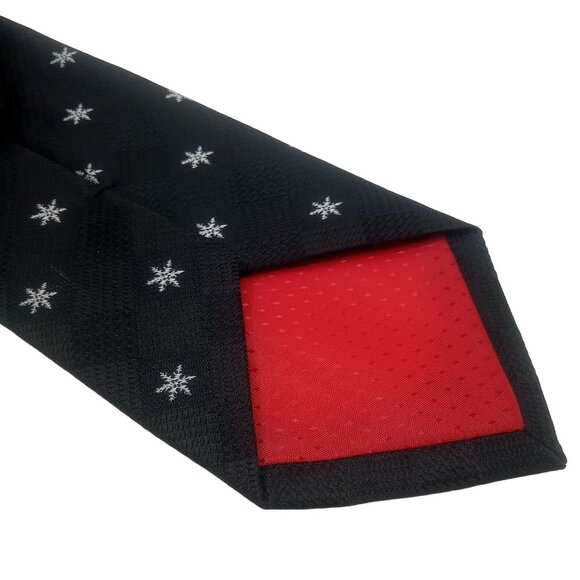 Men's Tie Hallmark Holiday Traditions Black White Snowflake Pattern Winter Tie - Picture 11 of 12